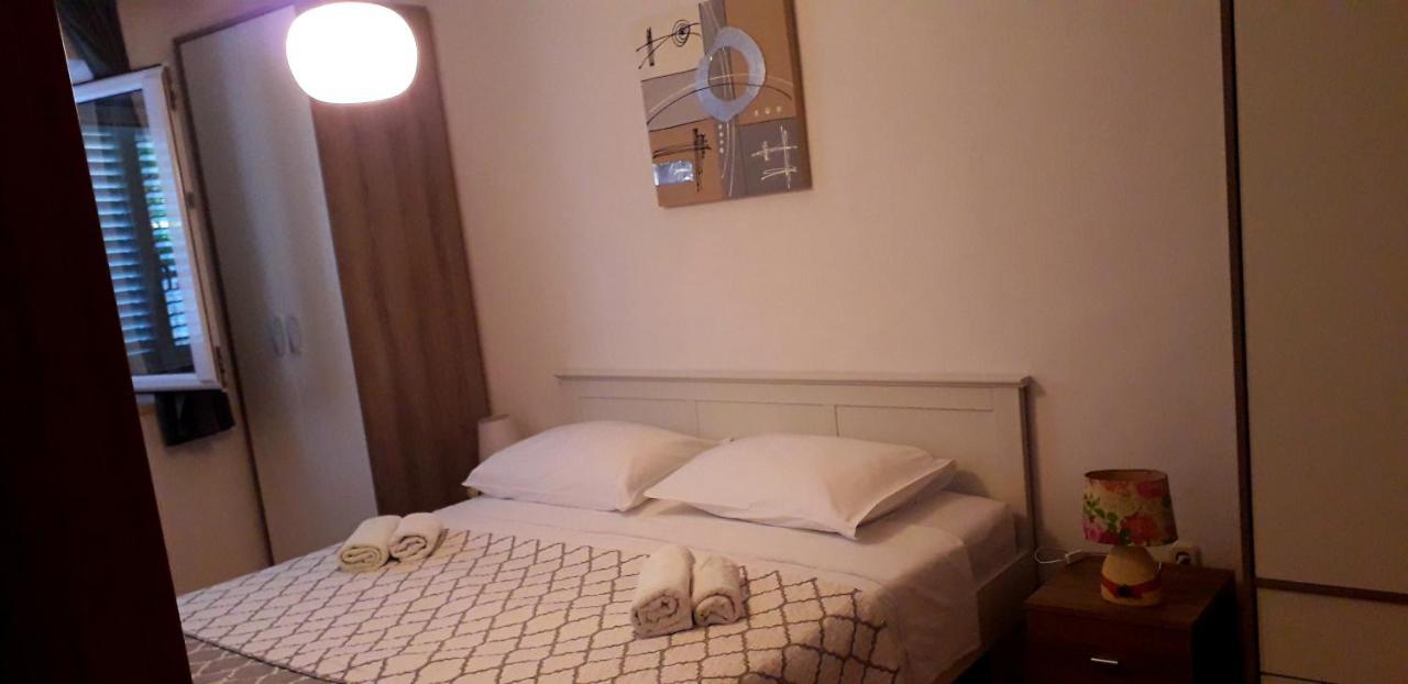 Mateo Apartman Dugi Rat Kültér fotó